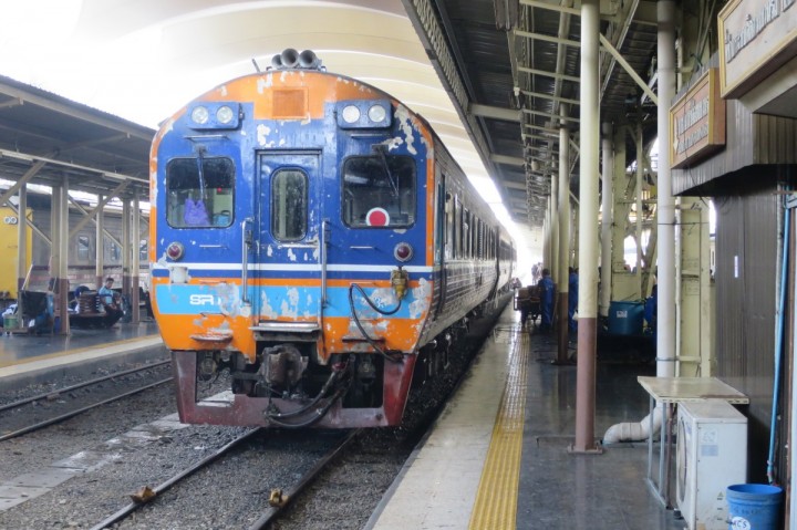 Tågresa Bangkok-Huai Yang_1